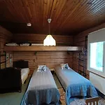 شاليه Saaren Keidas, Maaseudulla - Rukalle Alle 30min - An Island Oasis In The Countryside *