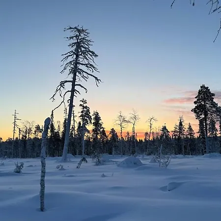 شاليه Saaren Keidas, Maaseudulla - Rukalle Alle 30min - An Island Oasis In The Countryside *