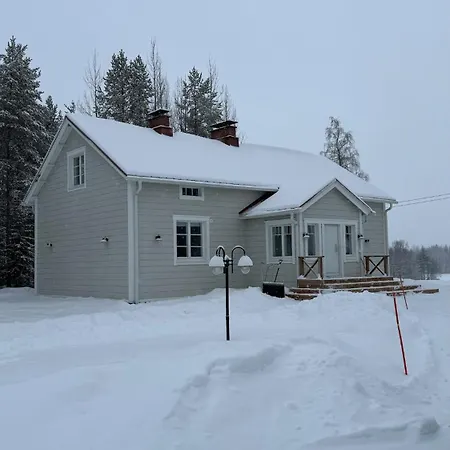 Saaren Keidas, Maaseudulla - Rukalle Alle 30min - An Island Oasis In The Countryside Шале Куусамо