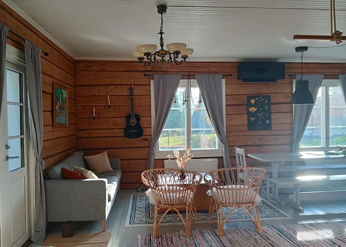 Шале Saaren Keidas, Maaseudulla - Rukalle Alle 30min - An Island Oasis In The Countryside Куусамо